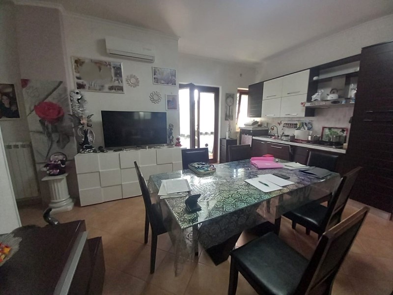 Trilocale in Vendita a Tivoli, zona Villa Adriana, 179'000€, 62 m², con Box