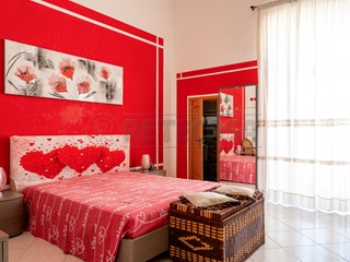 Appartamento in Vendita a Nardò, 90'000€, 110 m²