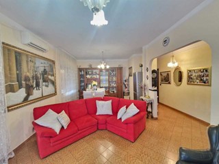 Appartamento in Vendita a Lucca, zona Sant'Angelo in Campo, 180'000€, 112 m²