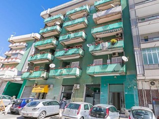 Immobile commerciale in Vendita a Siracusa, zona Teracati Grotticelle, 37'000&euro;, 46 m²
