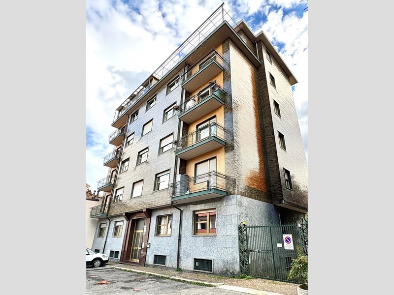 Quadrilocale in Vendita a Rivoli, zona centro, 325'000€, 115 m², arredato