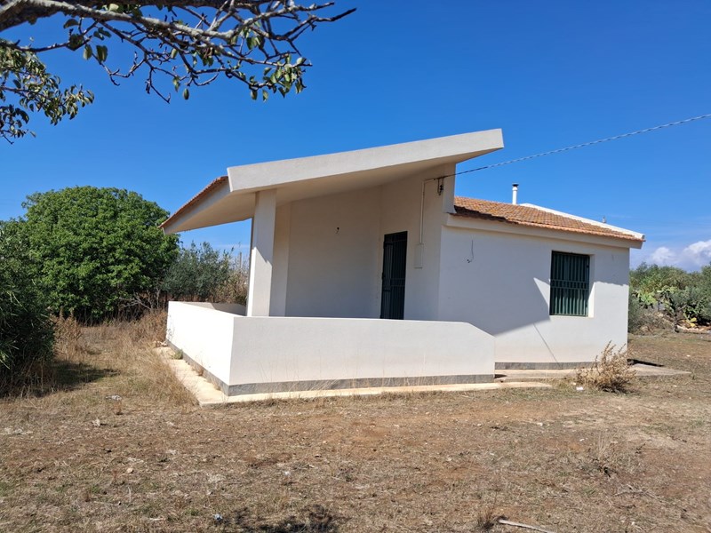 Villa in Vendita a Vittoria, zona C.da Fortura, 60'000€, 50 m²