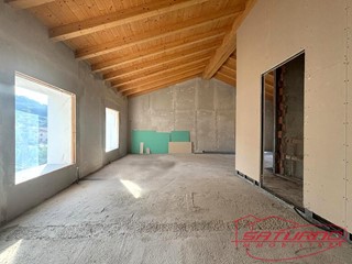 Quadrilocale in Vendita a Lucca, zona Ponte a Moriano, 230'000€, 110 m²