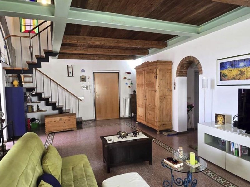 Appartamento in Vendita a Pisa, 395'000€, 145 m²