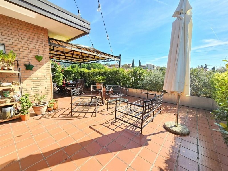 Appartamento in Vendita a Montecatini Terme, 295'000€, 135 m², arredato, con Box