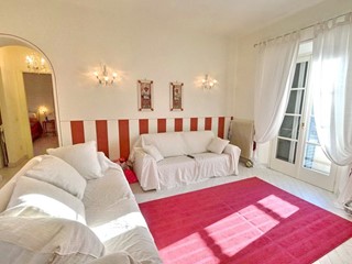 Quadrilocale in Vendita a Forte dei Marmi, 650'000€, 80 m², arredato