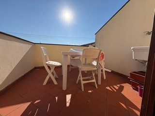 Appartamento in Vendita a Crespina Lorenzana, zona Cenaia, 229'000€, 117 m²