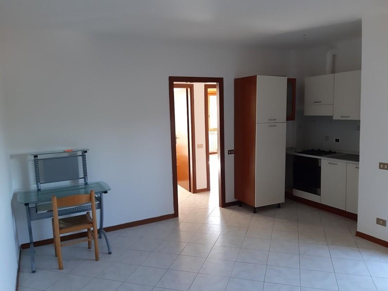 Trilocale in Vendita a Pisa, 180'000€, 65 m², arredato