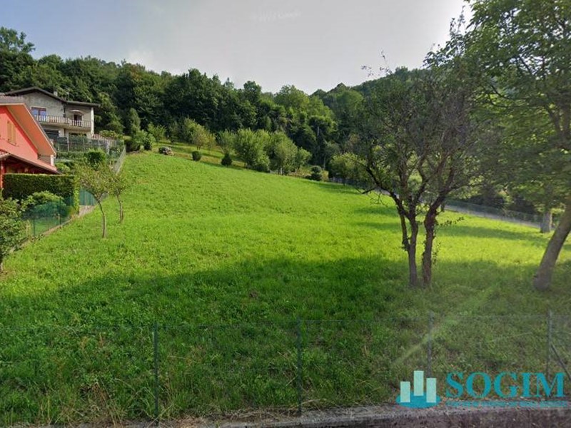 Terreno edificabile in Vendita a Berbenno, 98'000€, 2580 m²