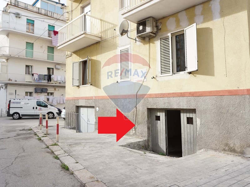 Box in Vendita a Vieste, 30'000€, 35 m²
