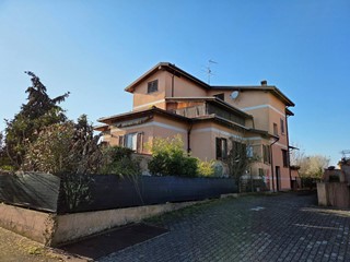 Bilocale in Vendita a Torrevecchia Pia, 117'000€, 92 m²