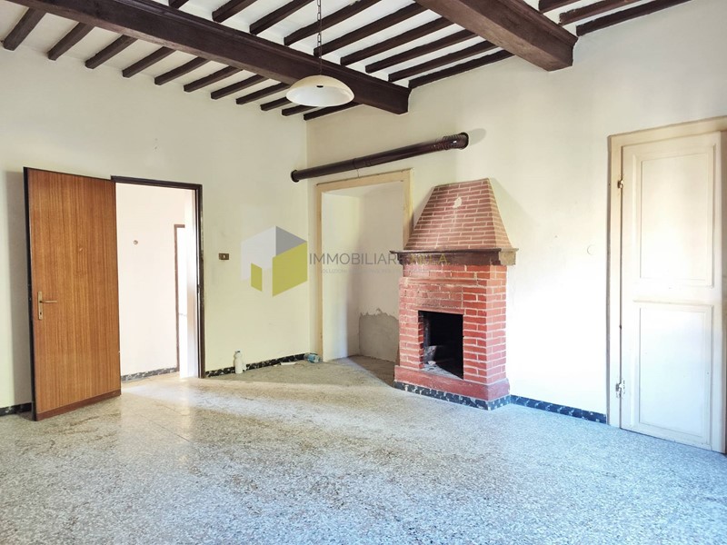 Quadrilocale in Vendita a Vecchiano, 110'000€, 140 m²