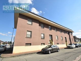 Trilocale in Vendita a Vercelli, 110'000€, 80 m²