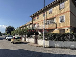 Trilocale in Vendita a Roma, 169'000&euro;, 88 m²