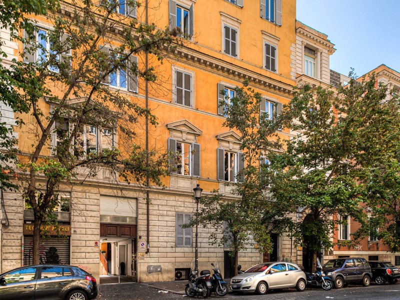 Appartamento in Affitto a Roma, 2'500€, 150 m²