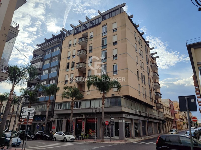 Appartamento in Vendita a Brindisi, 188'000&euro;, 176 m²