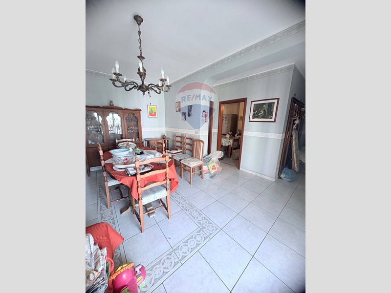 Trilocale in Vendita a Catania, 85'000&euro;, 86 m²