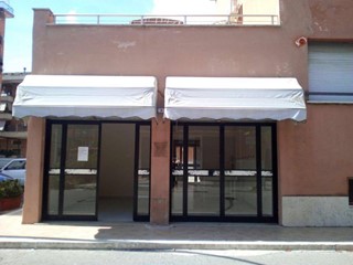 Immobile commerciale in Affitto a Colleferro, 350&euro;, 25 m²