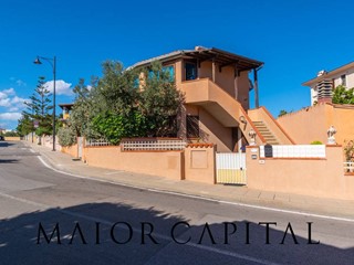 Villetta a schiera in Vendita a Olbia, 395'000€, 98 m²