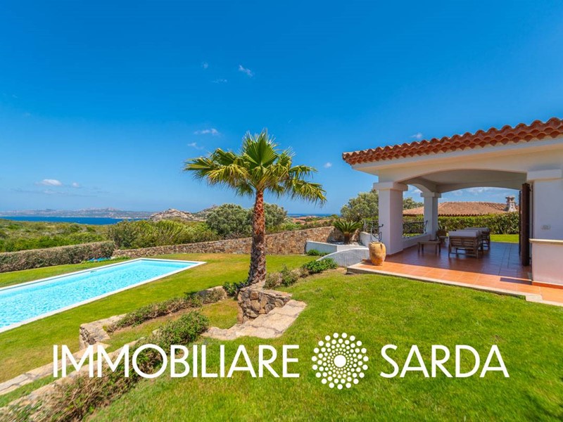 Villa in Vendita a Palau, 1'700'000€, 224 m²