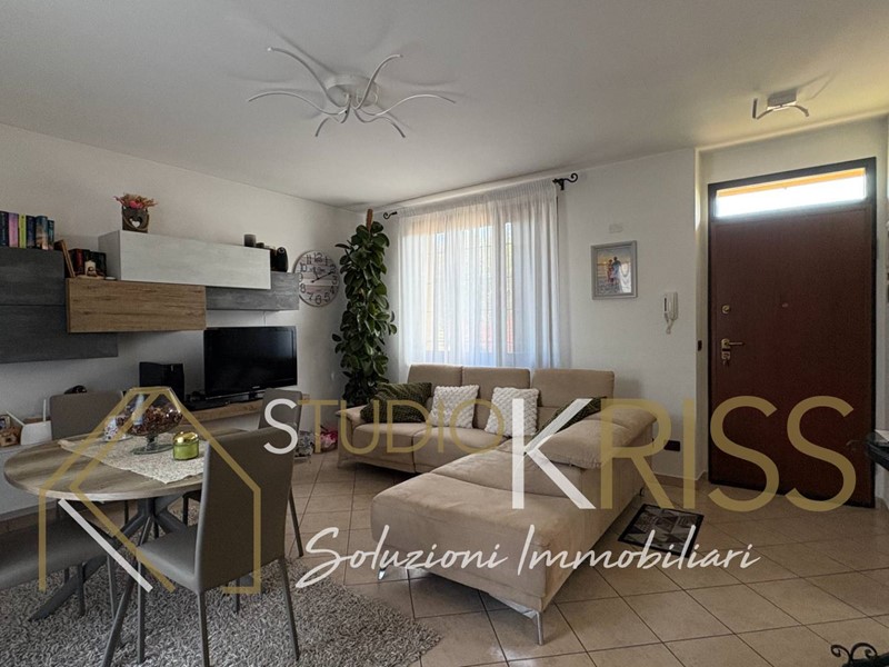 Villetta a schiera in Vendita a Tresignana, 155'000€, 100 m²