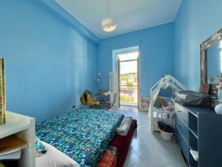 Trilocale in Vendita a Pozzuoli, 170'000€, 80 m²