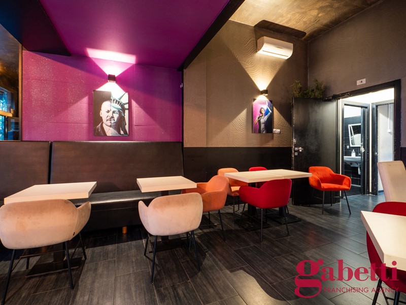 Attività commerciale in Vendita a Milano, 395'000€, 88 m²