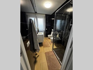 Bilocale in Vendita a Cinisello Balsamo, 187'000€, 65 m², arredato