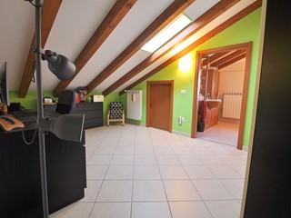 Trilocale in Vendita a Arconate, 135'000€, 90 m²