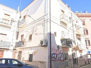 Trilocale in Vendita a Foggia, 89'000&euro;, 100 m², arredato