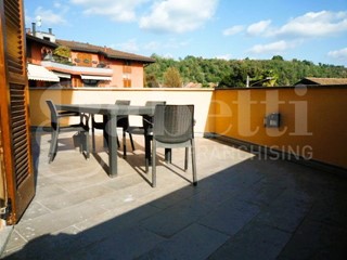 Trilocale in Vendita a Sesto Calende, 275'000€, 90 m²