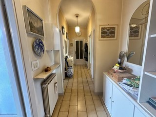 Quadrilocale in Vendita a Savona, zona Oltreletimbro, 130'000€, 70 m²