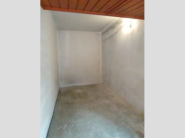 Box in Vendita a Savona, zona Centro cittÃ, 27'000€, 16 m²