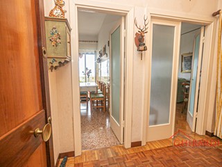 Appartamento in Affitto a Genova, zona Sestri Ponente, 700€, 120 m², arredato
