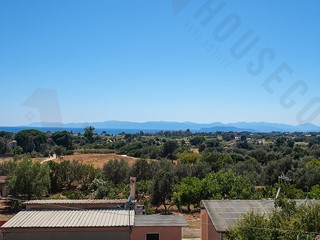 Trilocale in Vendita a Quartu Sant'Elena, 180'000&euro;, 112 m², arredato