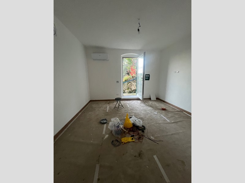 Bilocale in Affitto a La Spezia, zona FABIANO, 500€, 45 m², arredato