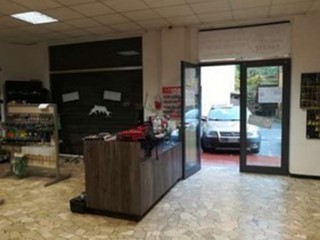 Immobile commerciale in Vendita a Savignone, 21'120€, 89 m²