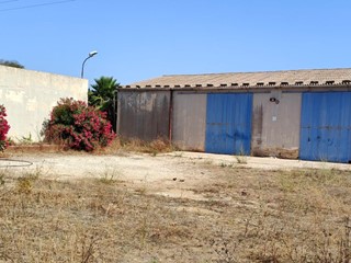 Terreno industriale in Vendita a Siracusa, 250'000€, 720 m²