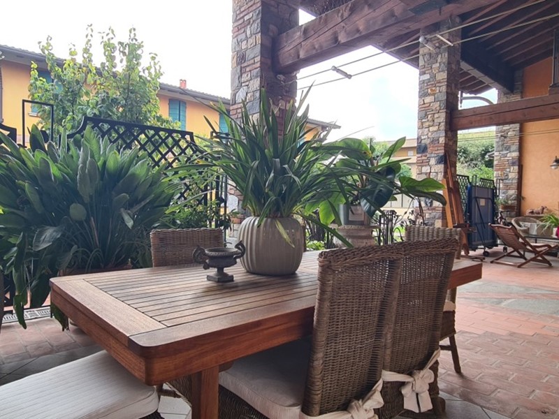 Casa Indipendente in Vendita a Ospitaletto, 525'000€, 327 m², con Box