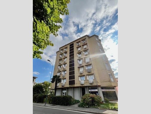 Appartamento in Vendita a Erba, 165'000€, 91 m², arredato