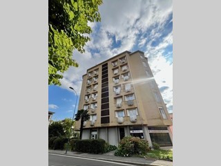 Appartamento in Vendita a Erba, 165'000€, 91 m², arredato