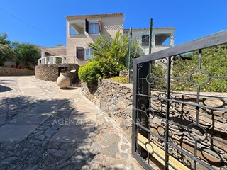 Casa Indipendente in Vendita a Stintino, 360'000€, 147 m², arredato