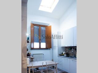 Trilocale in Affitto a Firenze, zona Campo di Marte, 1'100€, 52 m², arredato