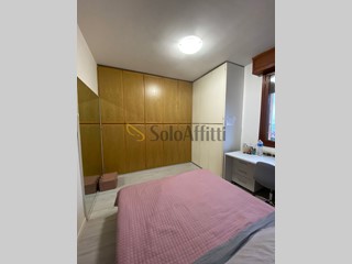 Stanza in Affitto a Modena, 370&euro;, 220 m², arredato