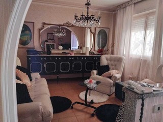 Appartamento in Vendita a Luni, zona Luni Mare, 155'000€, 95 m²