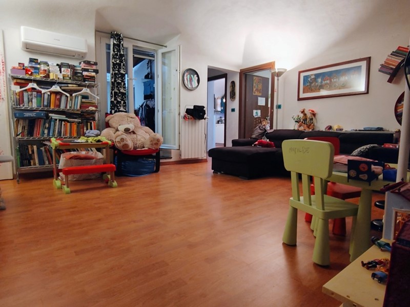 Appartamento in Vendita a Savona, zona Centro cittÃ, 210'000€, 115 m²