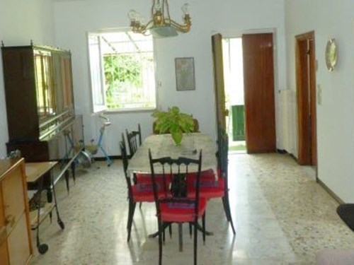 Villetta a schiera in Vendita a Rapallo, zona ARBOCCO', 169'000€, 250 m², arredato