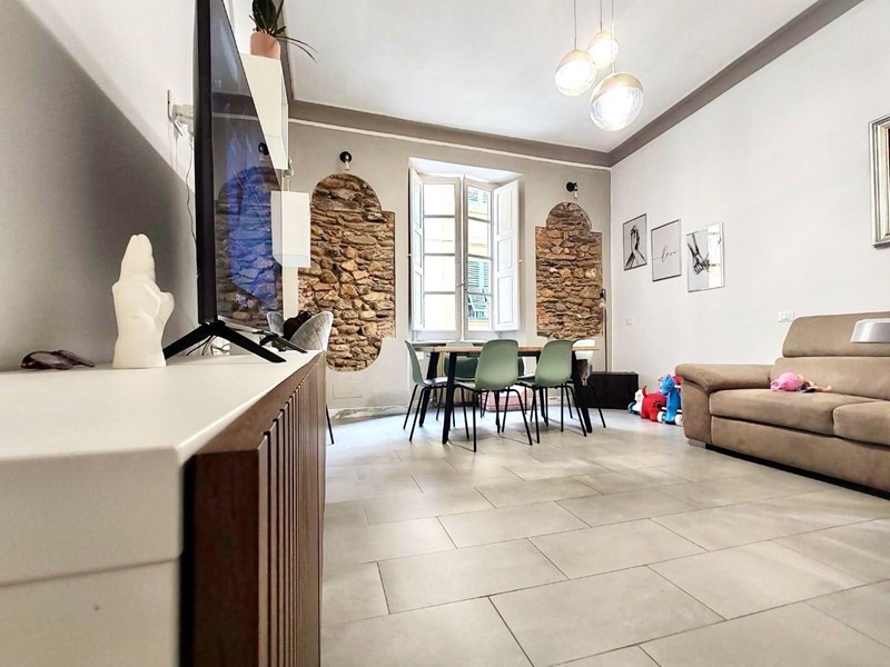 Appartamento in Vendita a Massa, 270'000€, 100 m², arredato