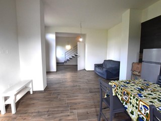 Casa Indipendente in Vendita a Castelfiorentino, zona Dogana, 239'000€, 90 m²