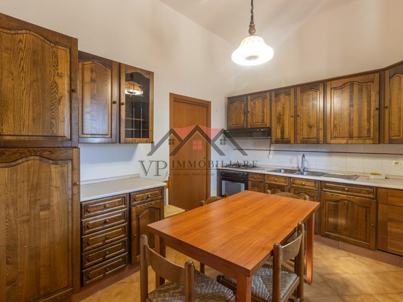 Quadrilocale in Vendita a Pomarance, zona Montecerboli, 75'000€, 90 m², arredato